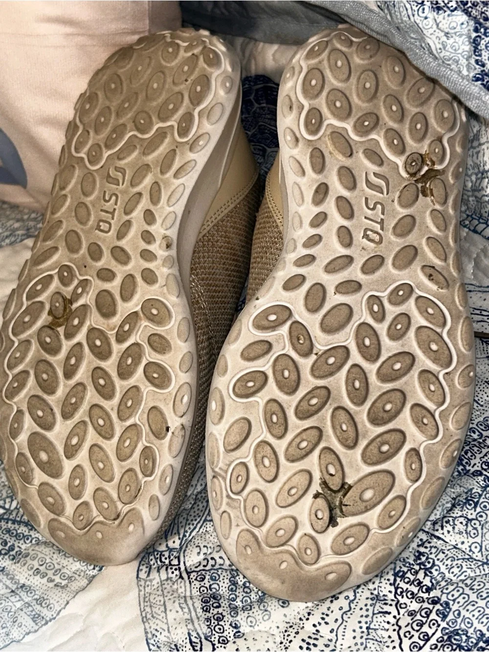 Casual Knit Lace-Up Sneakers in Beige - Women